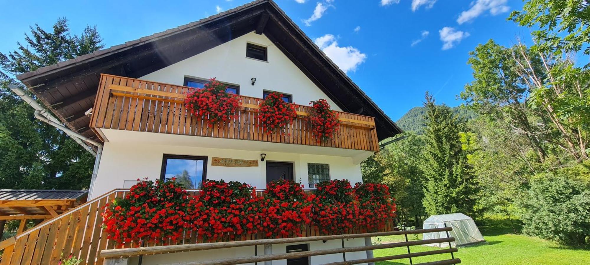 Apartments Gaby Гозд Мартулек Екстериор снимка